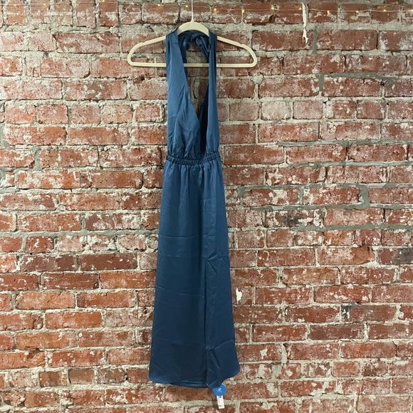 Cupshe Lainey Halter Neck Backless Dress - XS - Picture 11 of 12